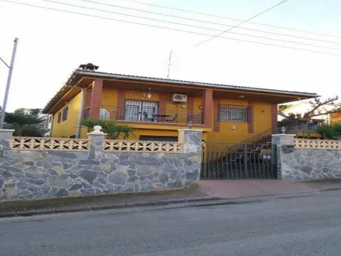 Chalet en Carrer del Bosc, 9